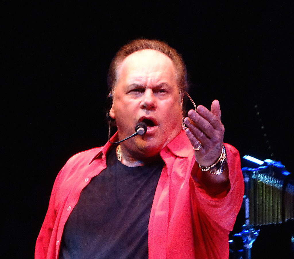 KC and the Sunshine Band a photo on Flickriver