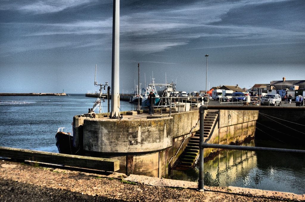 _DSC6205 Amble harbour Gerald Farrar Flickr