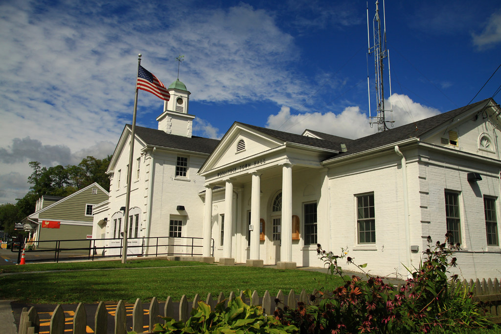 to Woodstock City Hall confuzzyus Flickr