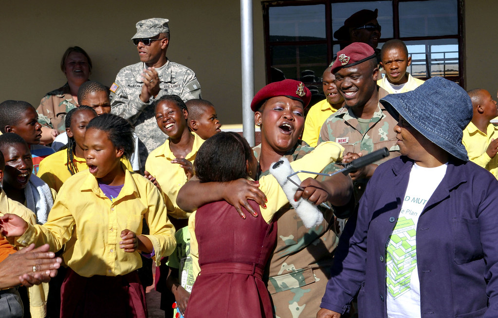 U.S. and South African military members volunteer at local… Flickr