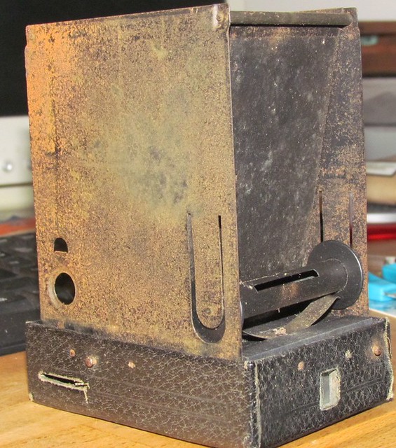 Eastman Kodak Brownie 1916 n.2 a light restore Eastman Kod… Flickr