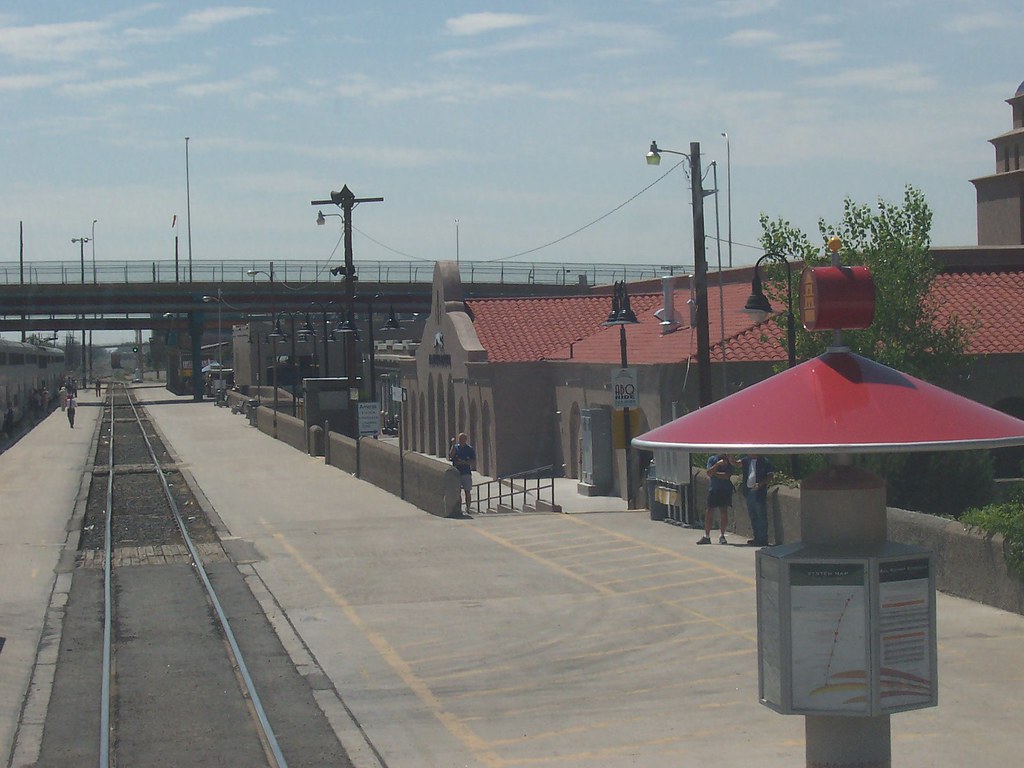 Albuquerque, NM Rail Runner/Amtrak station September 7, … Flickr
