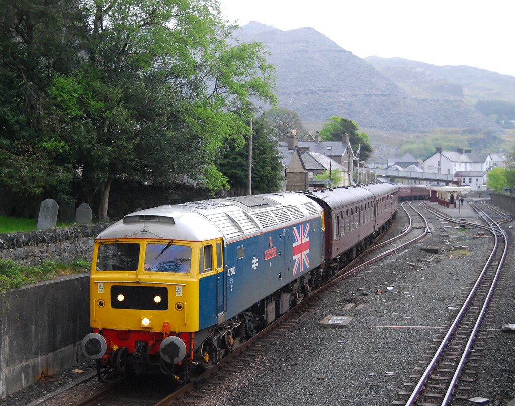 Compass Tours Blaenau Ffestiniog 290513 47580 at the now l… Flickr