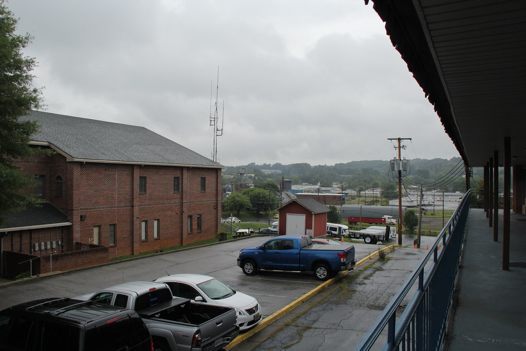 Galax, VA heavy cloud cover, rain rolling in Cloud cov… Flickr