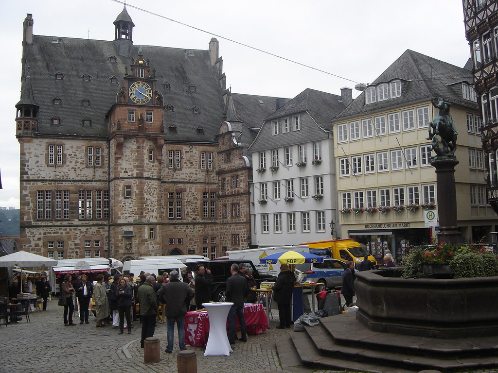 Marburg Markt The market square of Marburg with the old t… Flickr