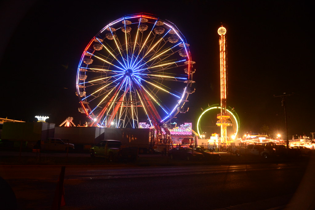 Carnival rides at night 2013 Walworth County Fair Elkhorn,… Flickr