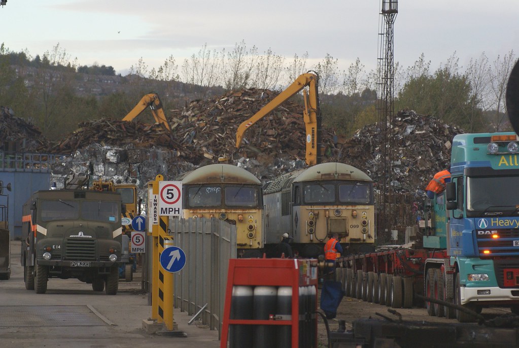 56072 56099 At EMR Scrap Yard Attercliffe 18th October 2… Flickr