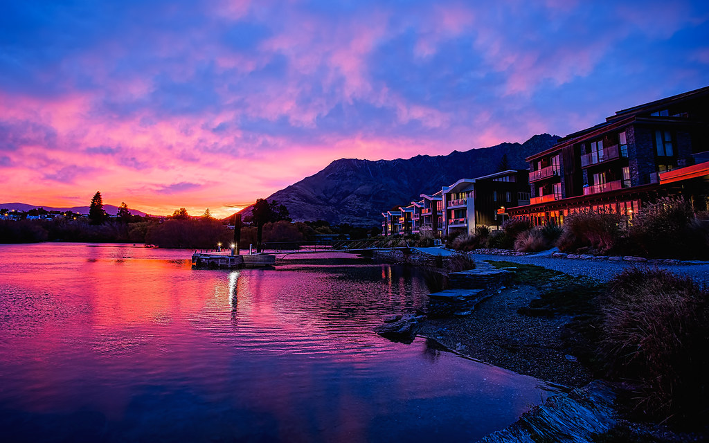 Remarkable Sunrise Over the Queenstown Hilton Andy Smith Flickr