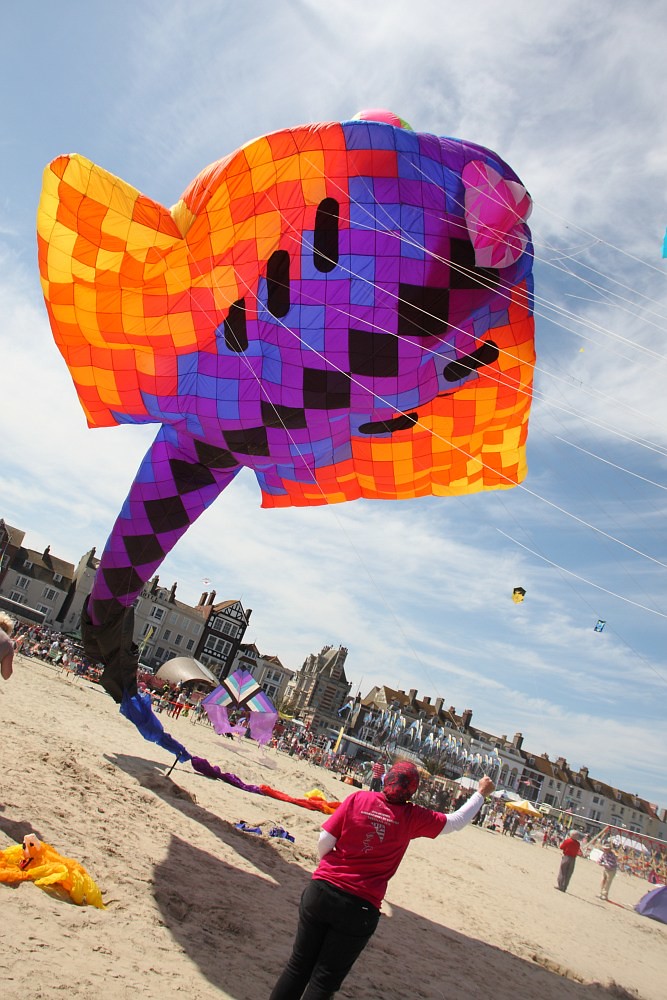 Single Line Kites and Inflatables Weymouth Beach Kite Fe… Flickr