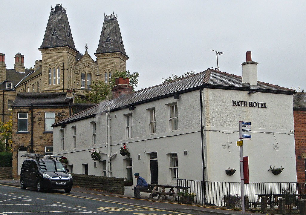 [18667] Dewsbury Bath Hotel Bath Hotel, Halifax Road, De… Flickr