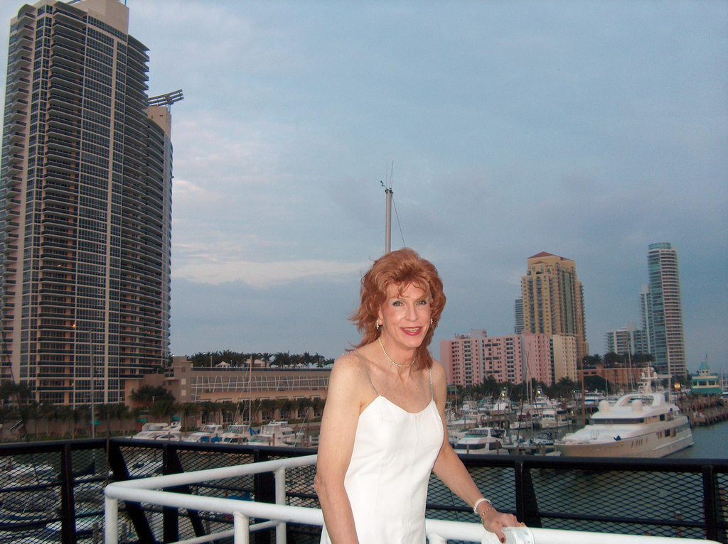MIAMI BEACH SKY LINE CRUSE SHIP PHOTO Laura White Flickr