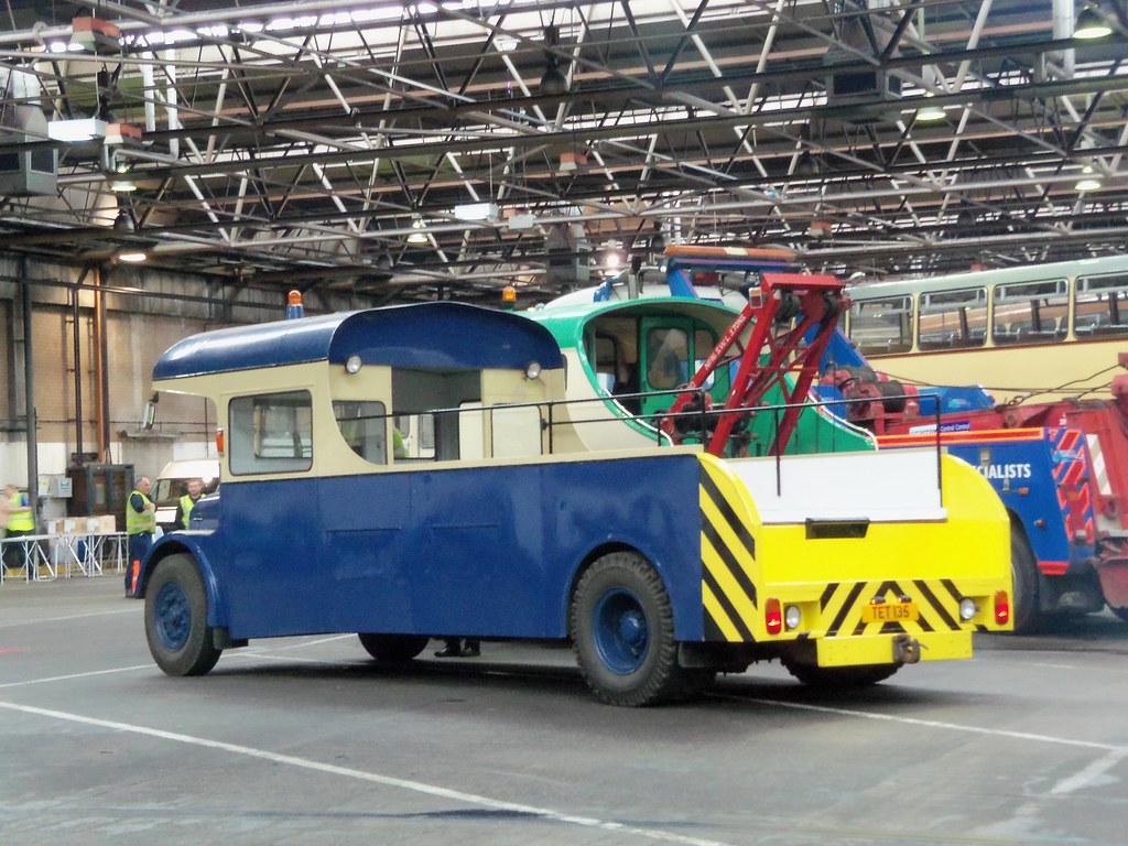 TET135 Former Rotherham/SYPTE Daimler CVG6 grit/tow wagon … Flickr