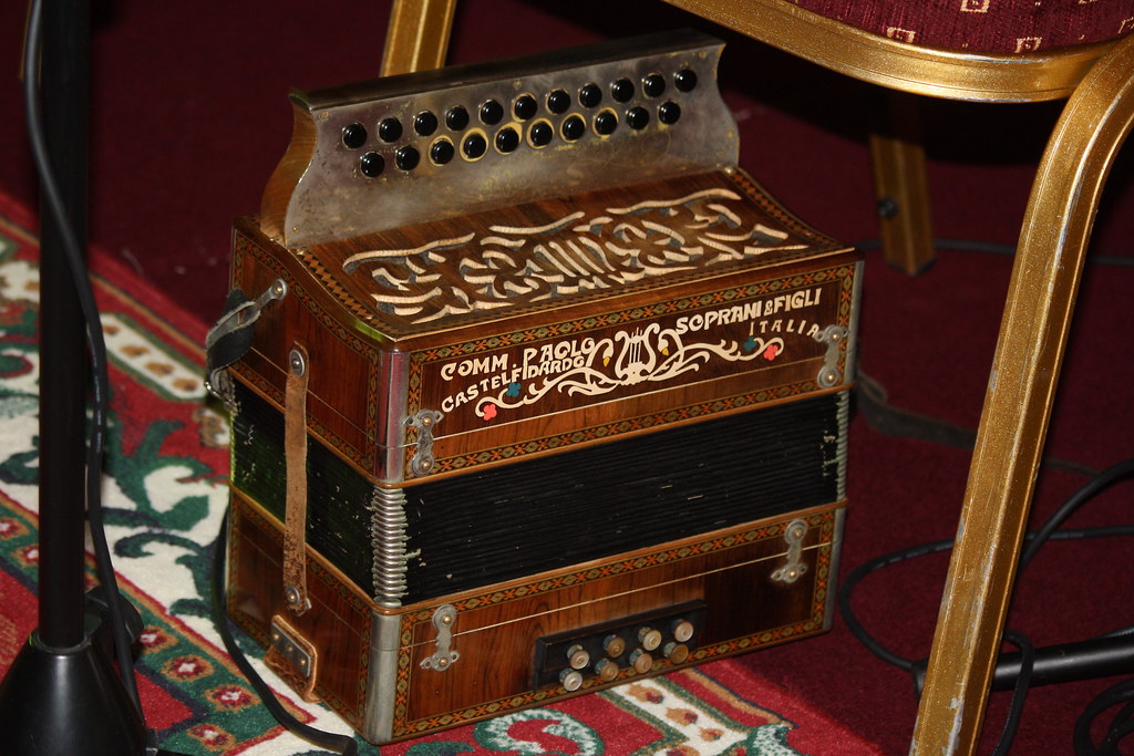 Accordions, Concertinas, etc. [Free Reed Instruments] 32 … Flickr