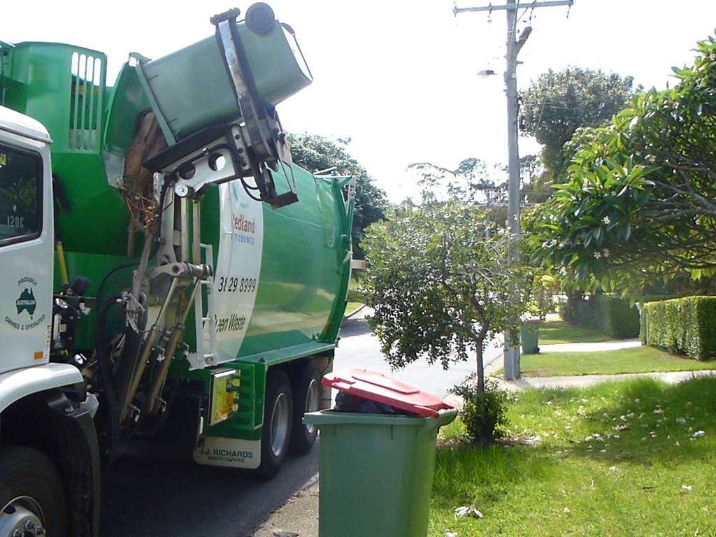 J.J.Richards redlands green waste 12BC RedlandsGarbageFan Flickr