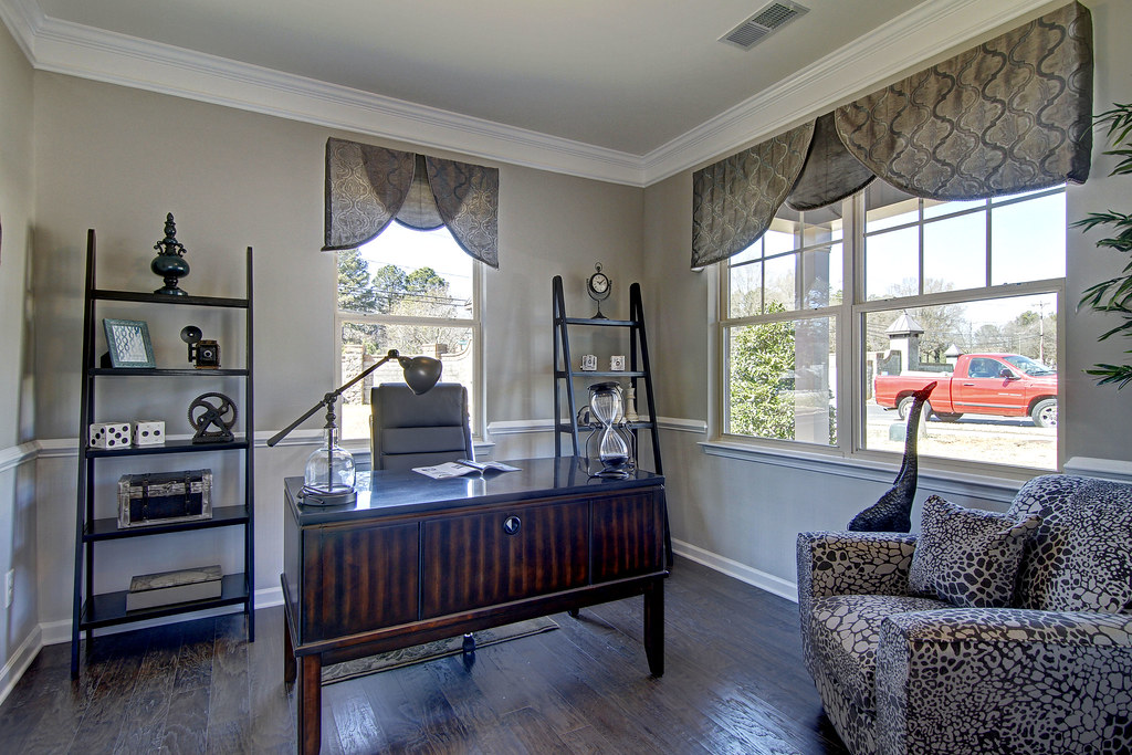 office The Drexel 3 story at The Villas at Winecoff in Con… Flickr