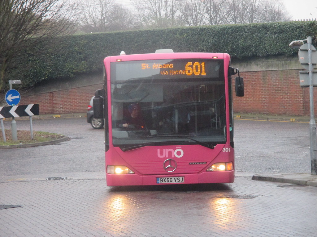 301 BX56 VSJ Welwyn Garden City Bus Station Uno Buses