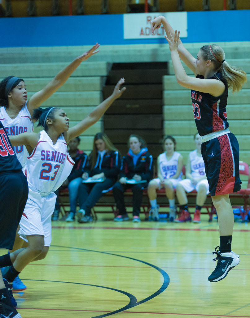 20131217_LinnMar_Bball_077.jpg LinnMar Girls Basketball & Volleyball