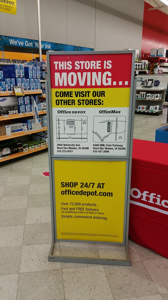 OfficeMax Clocktower Square West Des Moines, Iowa Th… Flickr