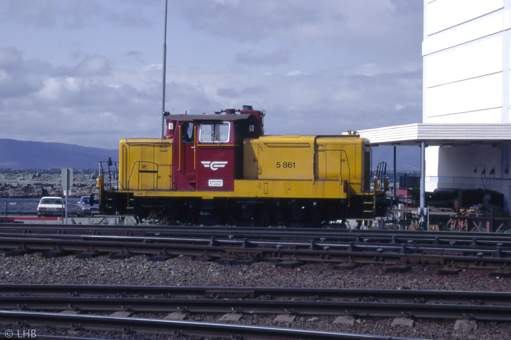 esu spring 2023 calendar RoCo 44565 Schnellzugwagen 2 Kl der NSB Norwegen Norway Modellbau LA3425149