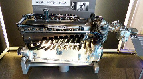 Auto Union Type A engine V16 1934 lo2 | stkone | Flickr