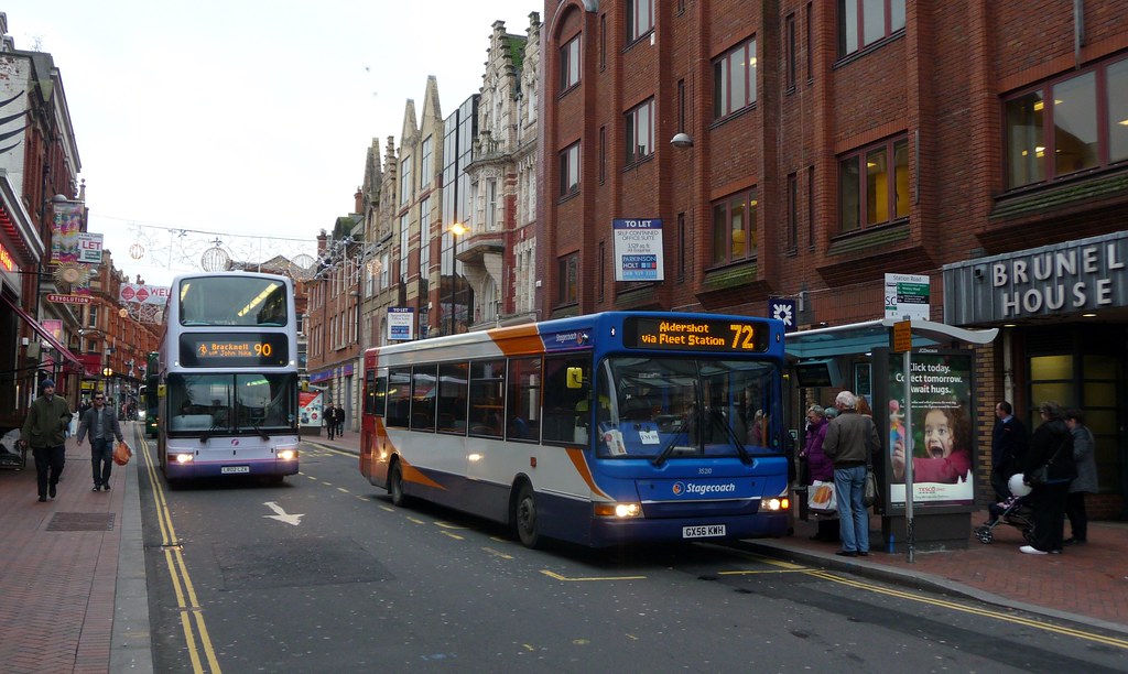 A little bit of Basingstoke in Reading Station Road in Rea… Flickr