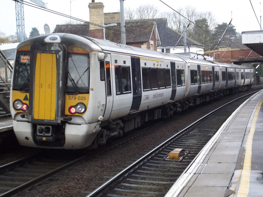 379025 2B24 Stansted Mountfitchet 18/01/15 With Abellio Gr… Flickr