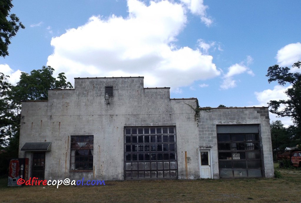 An Old Garage L & W Mentzer Auto Sales 1100 Harrisburg Pik… Flickr