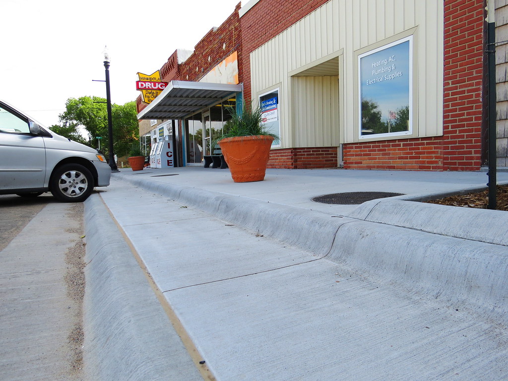 Road 54, Minneola, Kansas 1ag14_465 lotosleo Flickr