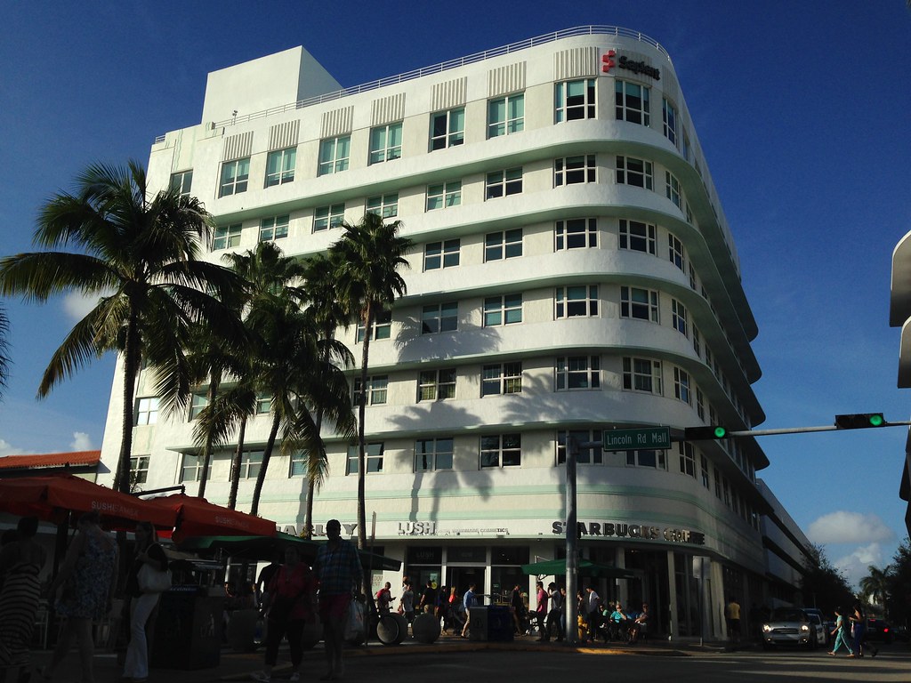 Former Sony Music Building Skydeck miami Ines HegedusGarcia Flickr