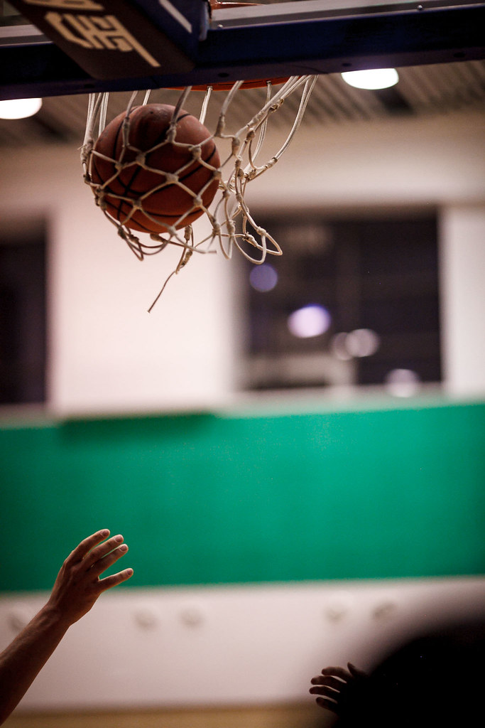 Xinda Basketball Friendly A friendly game between the Shaa… Flickr