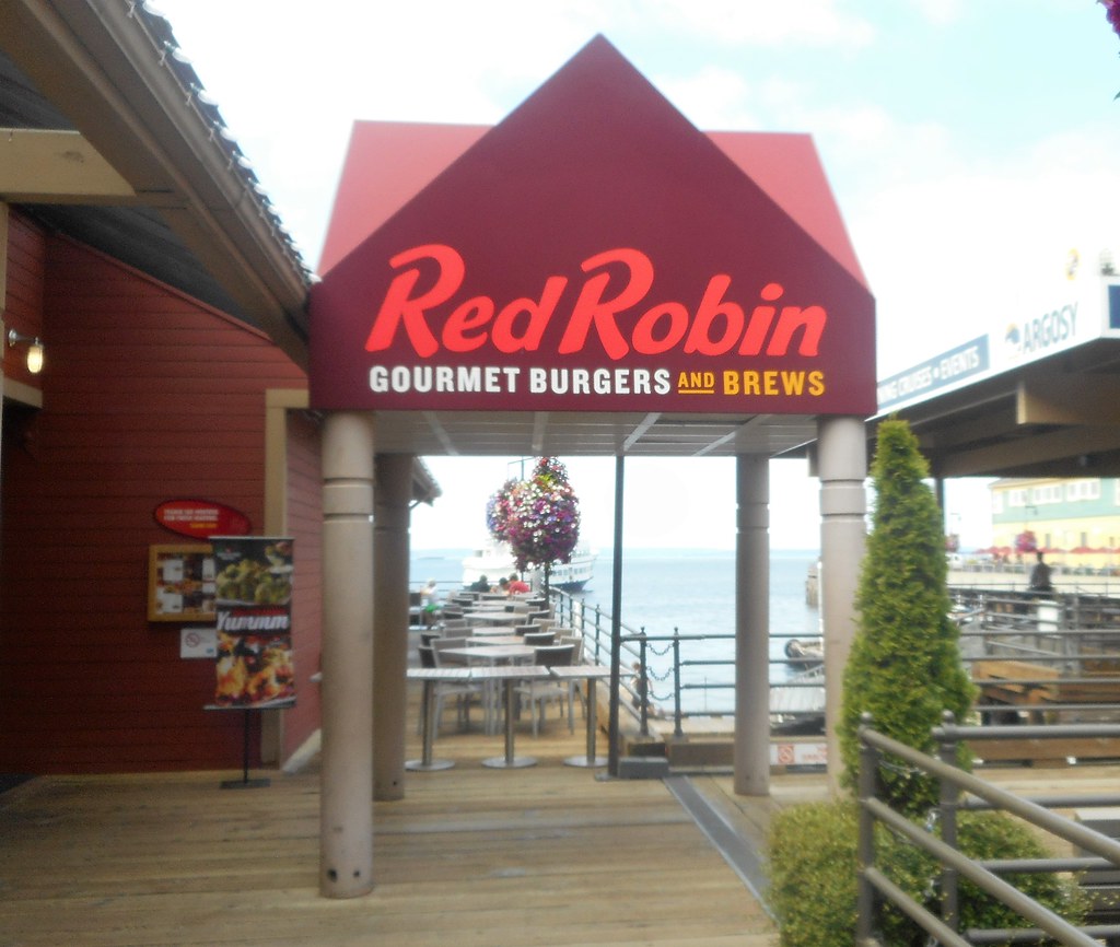 Red Robin Gourmet Burgers and Brews on the Pier in Seattle… Flickr