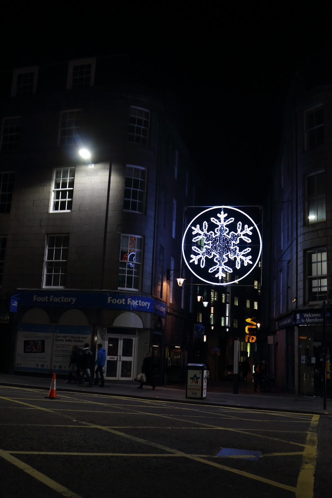 Christmas Lights,Union Street,Aberdeen_dec 14_i200 Flickr