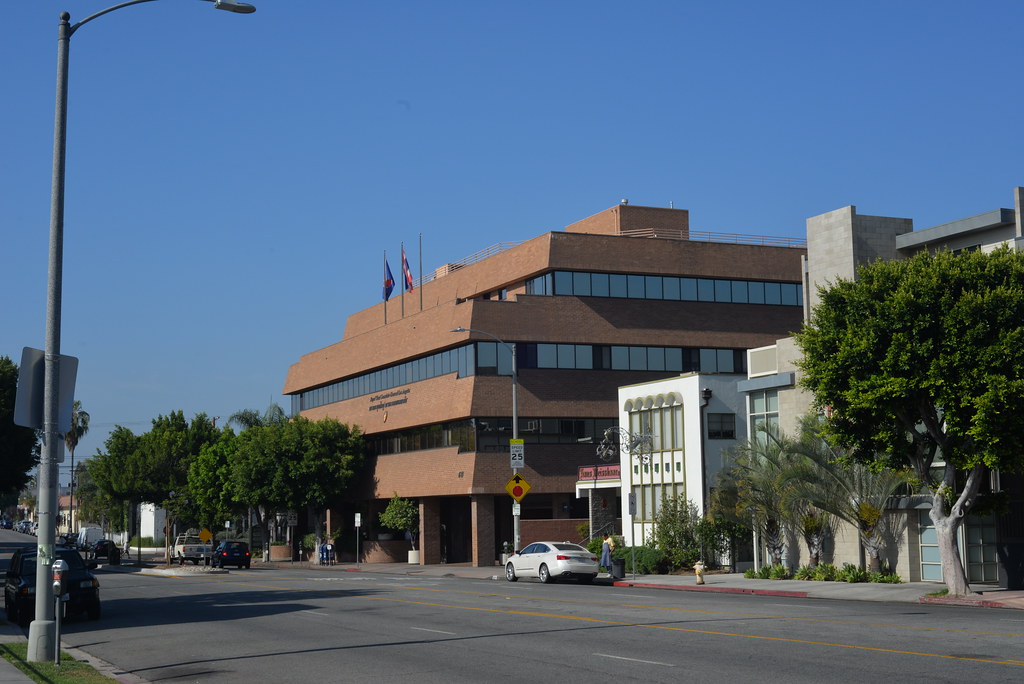 Thai Consulate LA 53014 The Los Angeles, CA building hou… Flickr