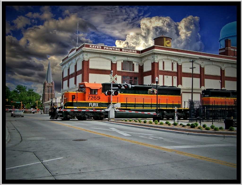 Fargo Amtrak ~ Fargo ND ~ Great Northern Depot ~ Crossing | Flickr