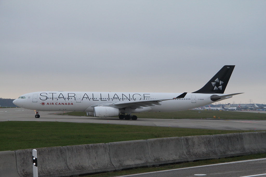 Air Canada (Star Alliance livery). A333. CGHLM. AC835. Ge… Flickr