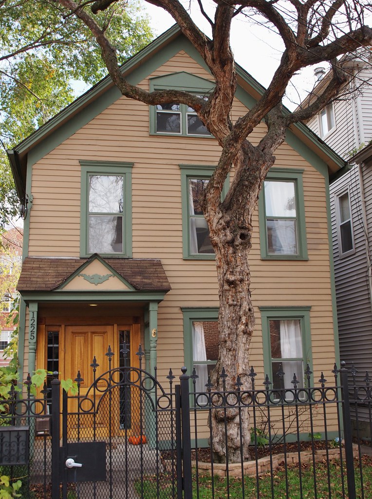 1225 N. Marion Court Nicely renovated 1879 house. NOTE Un… Flickr
