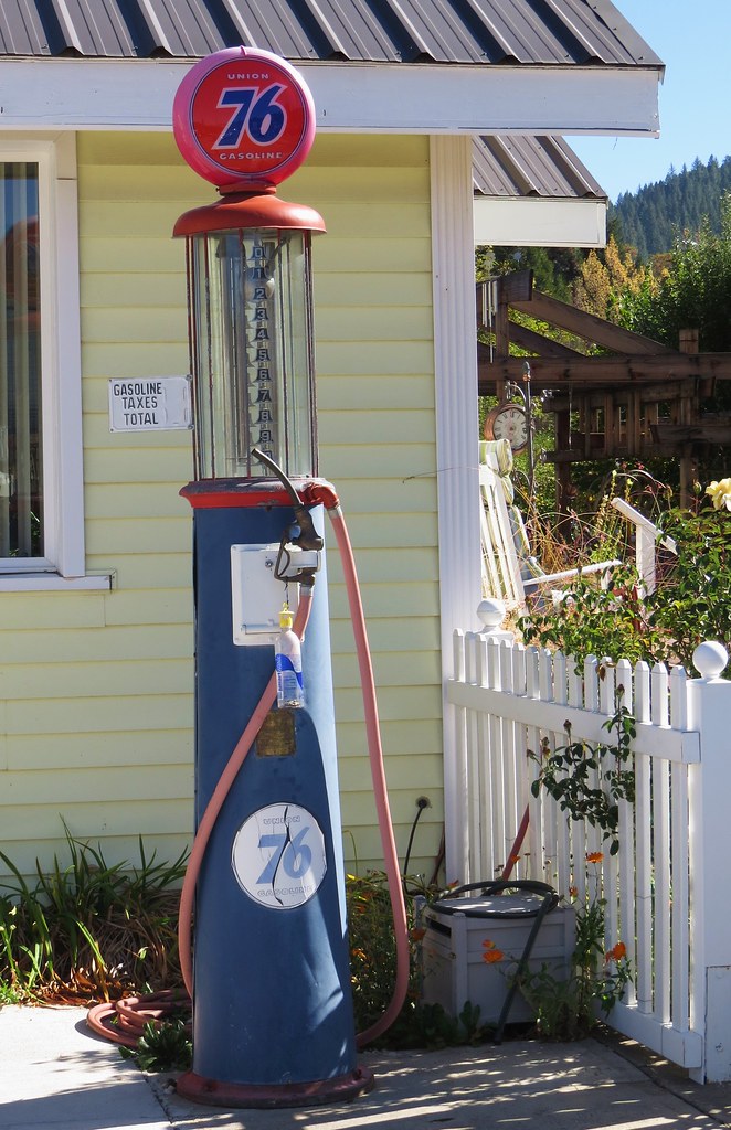 Union 76 Visible Pump Quincy, California Larry Myhre Flickr