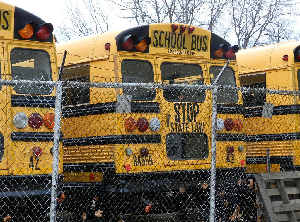 DSCN0220 Plain Local Schools 43 1999 Thomas Internationa… Flickr