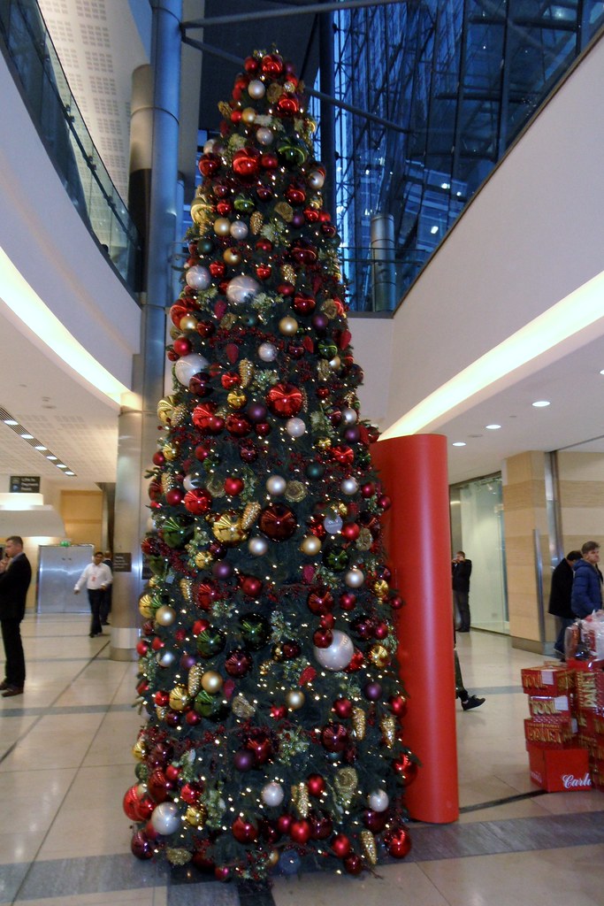 Canary Wharf Xmas Tree Shopping Mall, Canary Wharf, London… Flickr