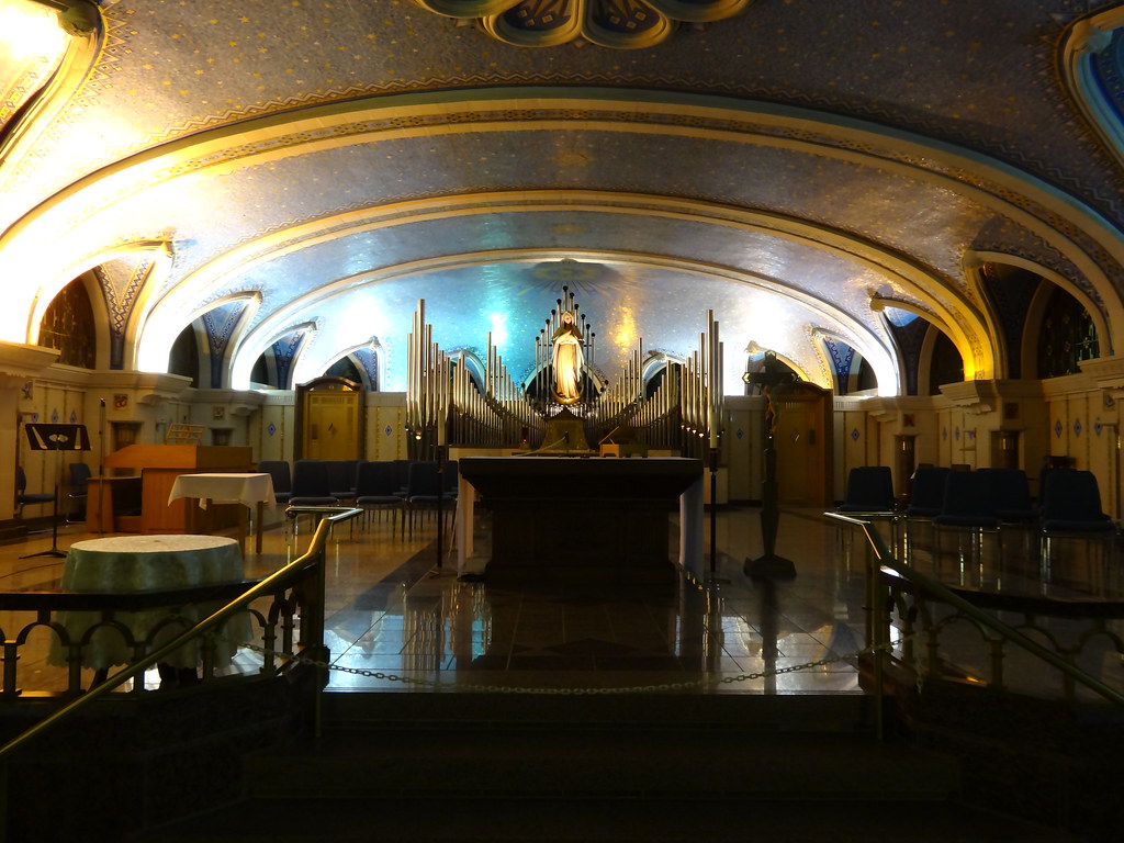 Sainte Anne de Beaupre. The beautiful pipe organ and chape… Flickr