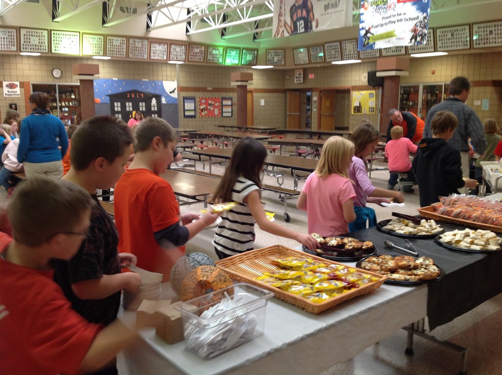 SGHK Ogilvie Public School, Ogilvie,MN Sampling Party Linda Hass