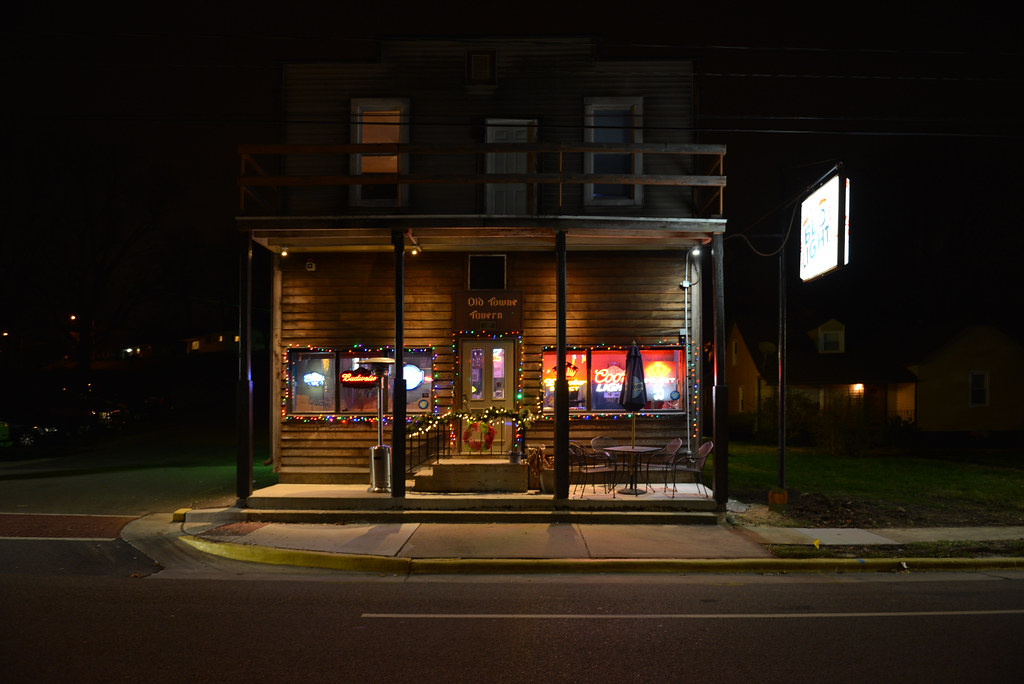 D6H_3273 Old Towne Tavern Glen Carbon IL Eugene Gamble Flickr