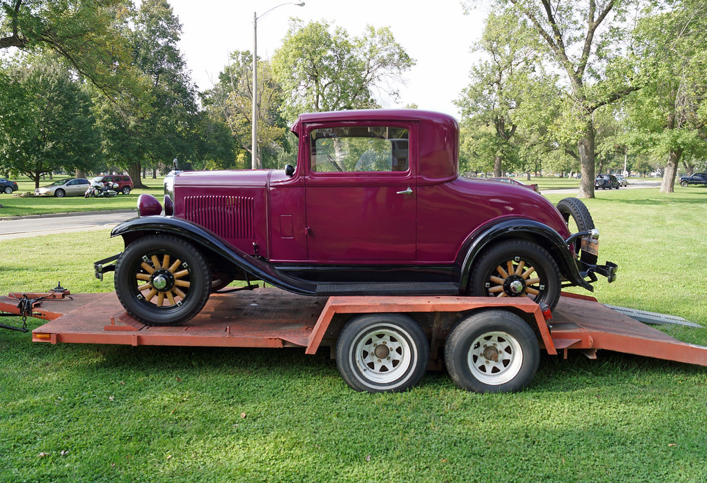 1930 Dodge DD Six 3Window Coupe (2 of 3) Photographed