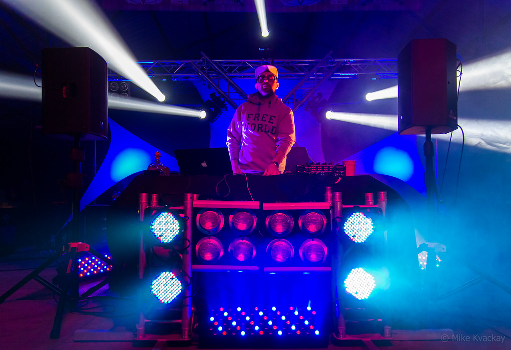 Paper Diamond & SOL Chamberlin Rail Jam in Bozeman, MT on … Mike