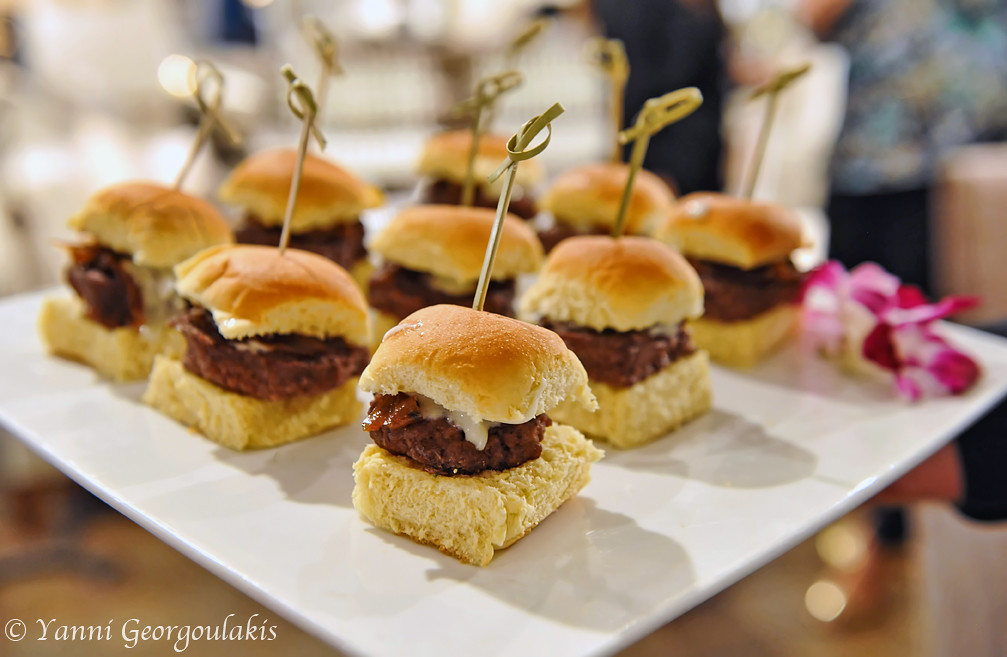 Sliders Delicious Sliders at an event in the Miami Design … Flickr