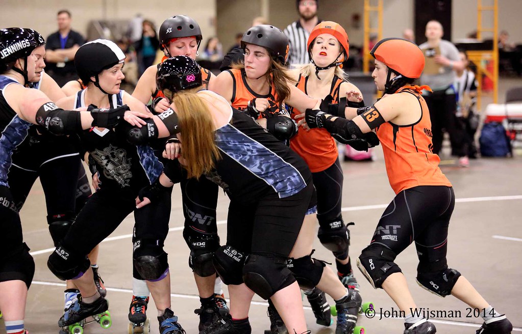 110_82625 Netherlands vs. New Zealand at Roller Derby Worl… Flickr