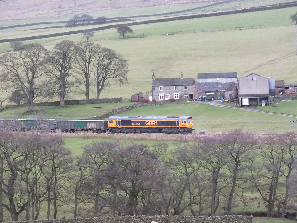 66751 heading to Skipton on the Rylstone branch line. Flickr