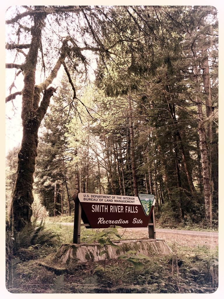 Smith River Falls recreation site sign View of recreation … Flickr