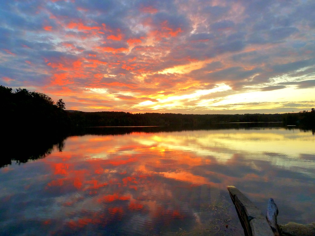 Elevation of Pleasant St, Lee, MA, USA Topographic Map Altitude Map
