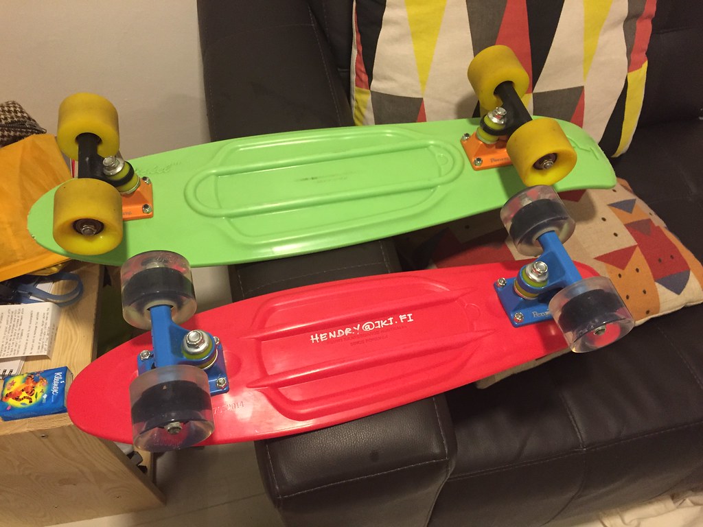 Nickel 27" versus Penny board's original 22" Used the Nick… Flickr